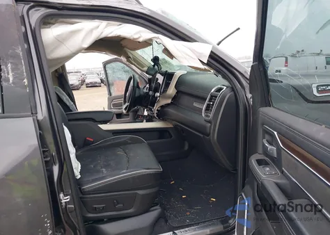 2022 Ram 2500 Laramie 4X4 6'4 Box z USA, uszkodzony, nr VIN 3C6UR5FL0NG280552